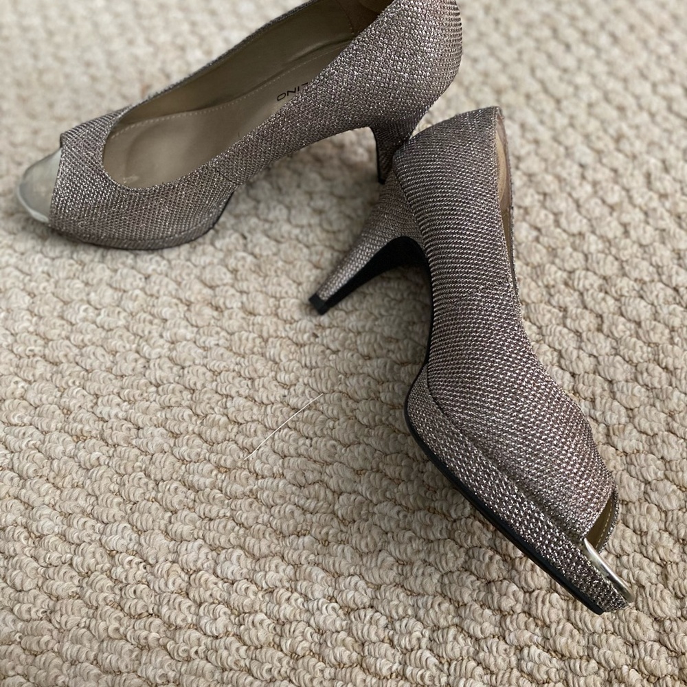 Bandolino pumps